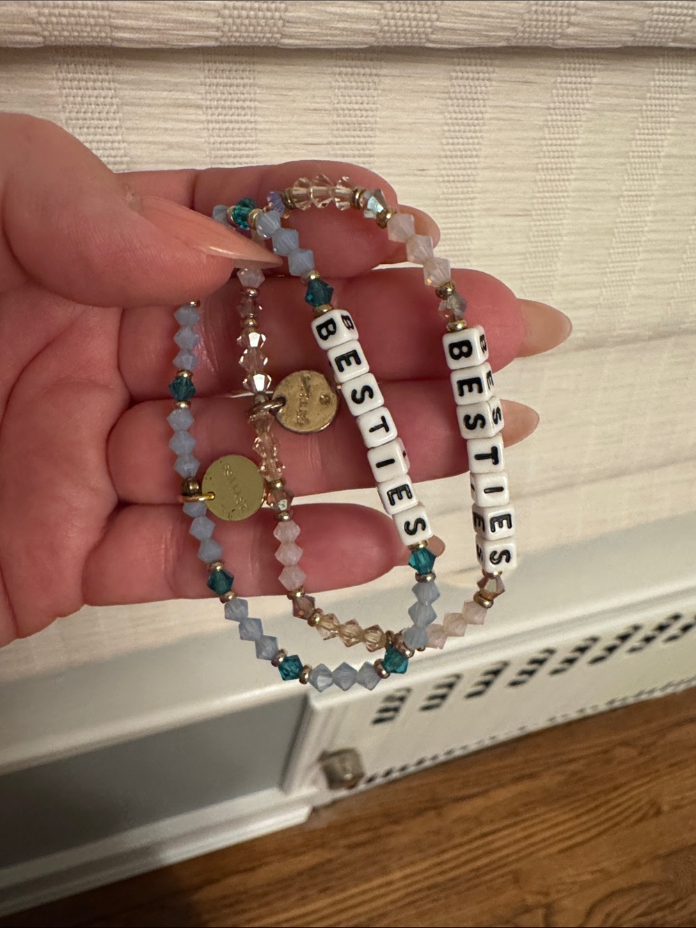 Beaded 'BESTIES' Stretch Bracelet in White and Teal - Picture 7 of 7